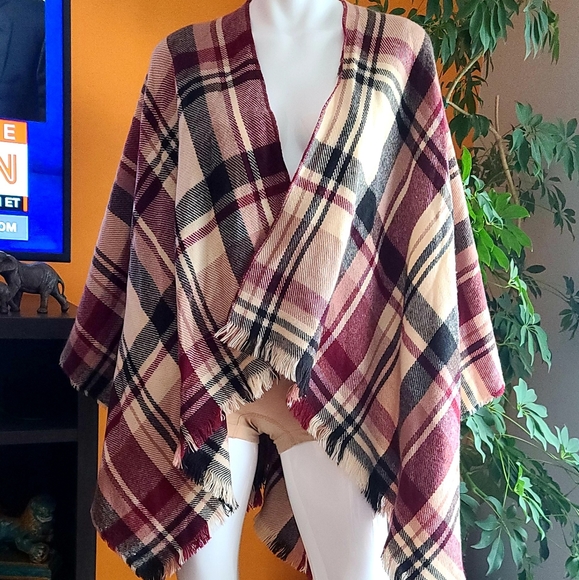 Cardigan/Sweater - Picture 3 of 3